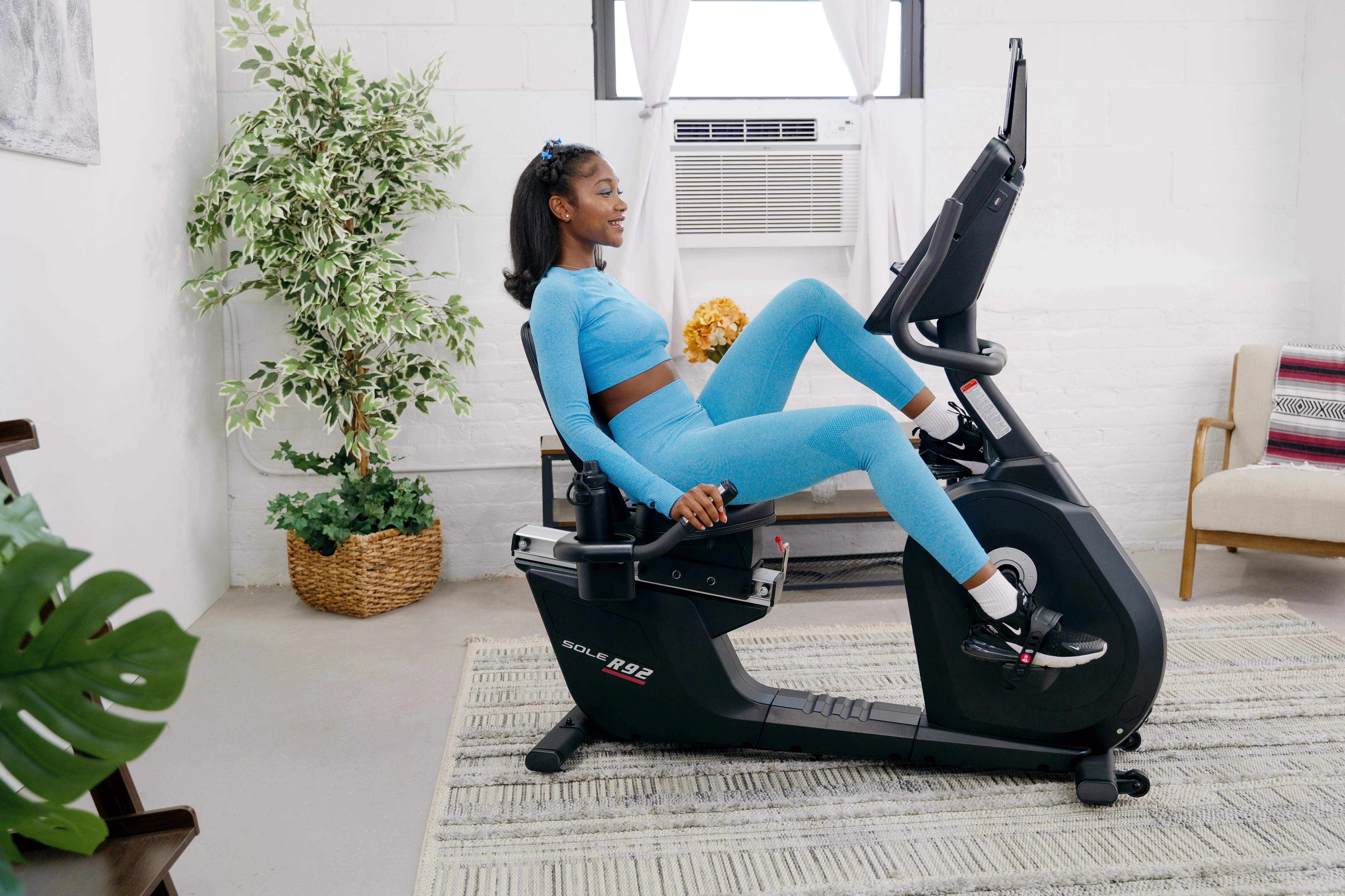 SOLE R92 Exercise Bike - Image 19
