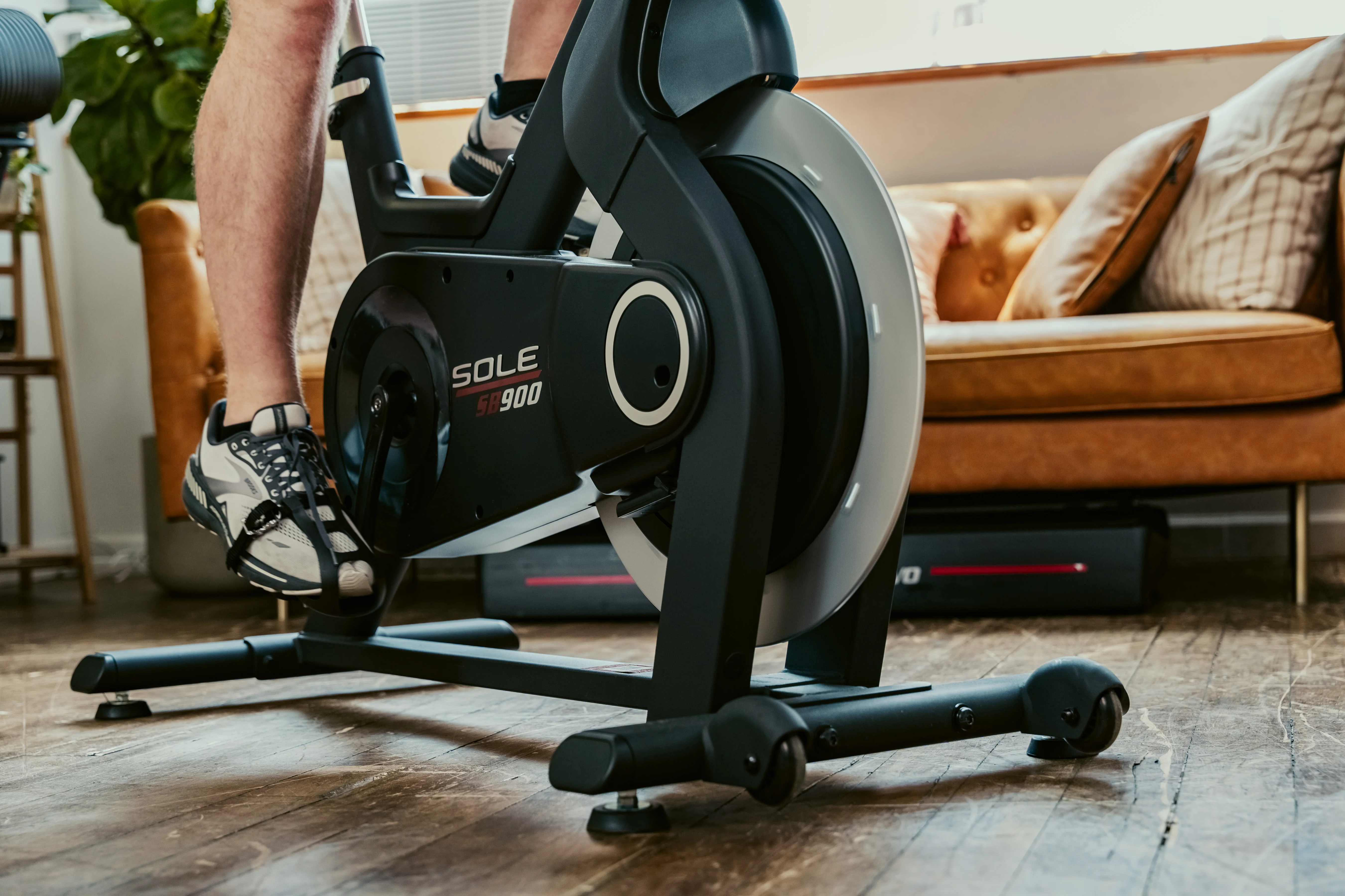 SOLE SB900 Exercise Bike - Image 20